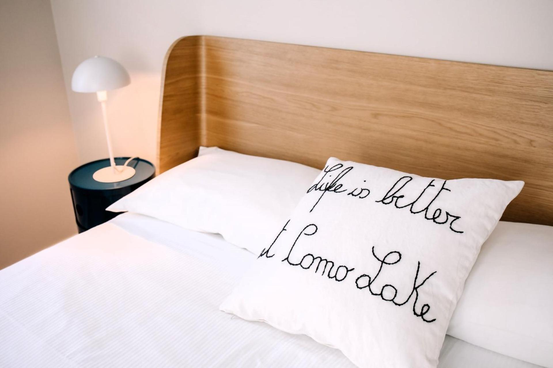 Elegant Beige Apartment - 5 Minutes From The Lake Como Exteriör bild