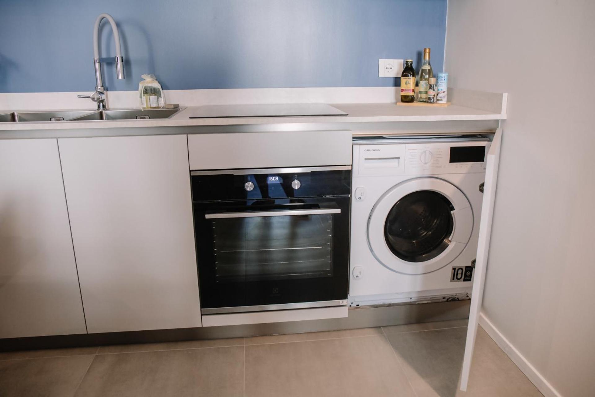 Elegant Beige Apartment - 5 Minutes From The Lake Como Exteriör bild